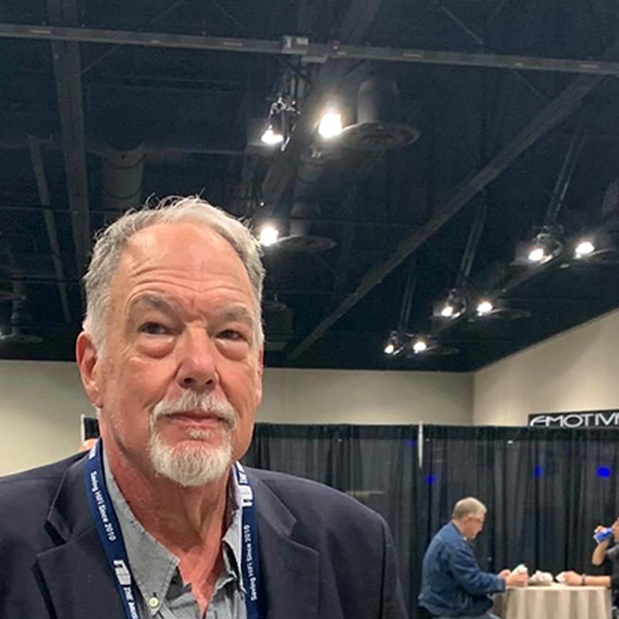 Bill Leebens at AXPONA